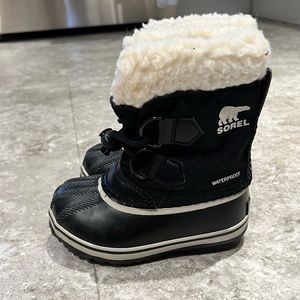 Sorel Yoot Pack toddler winter boots